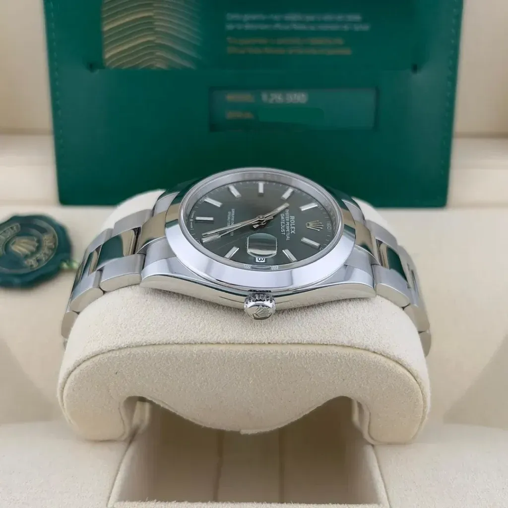 2025 2025 Rolex Datejust 41 Smooth / Mint Green / Oyster Ref. 126300-0019 — Crown Watch Group Miami