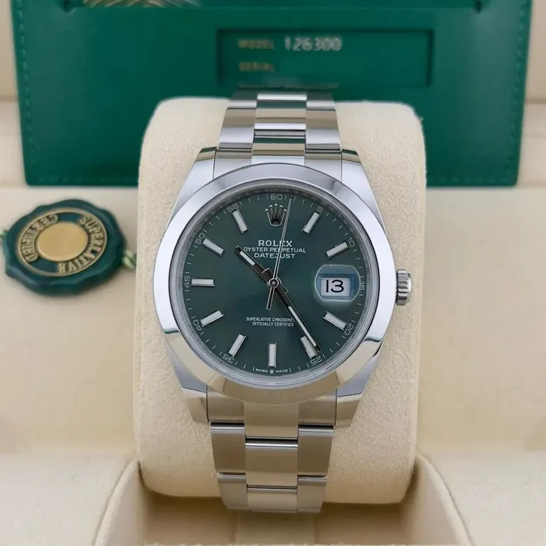 Datejust 41 Smooth Mint Green — 2025 Rolex Datejust 41 Smooth / Mint Green / Oyster